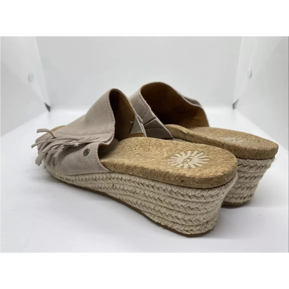 🍍 Size 7UGG Womens Dane Espadrille Wedge Slide Sandals Shoes Suede Fringe Beige